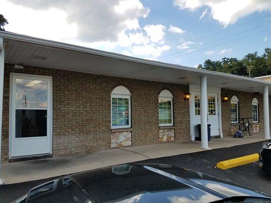 Capri Sausage and Meatball